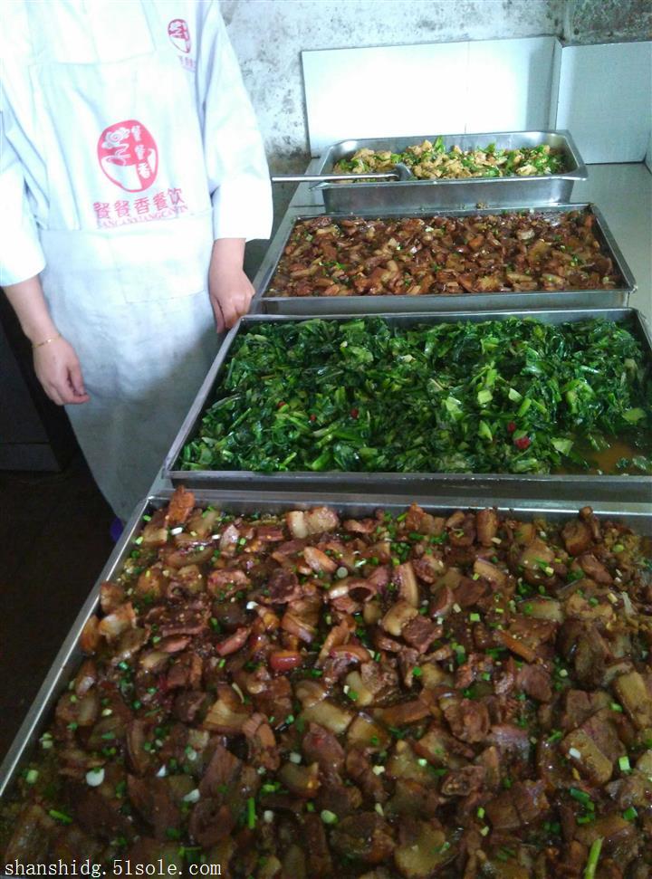 如何通过餐餐香平台优化工厂食堂对外承包的餐饮管理策略